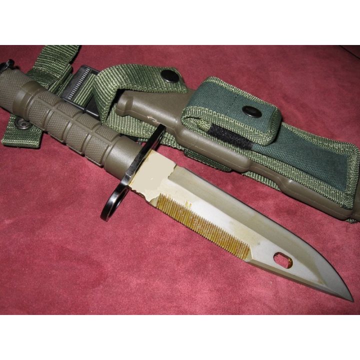 Couteau m9 vert + étui clip ceinture 31cm